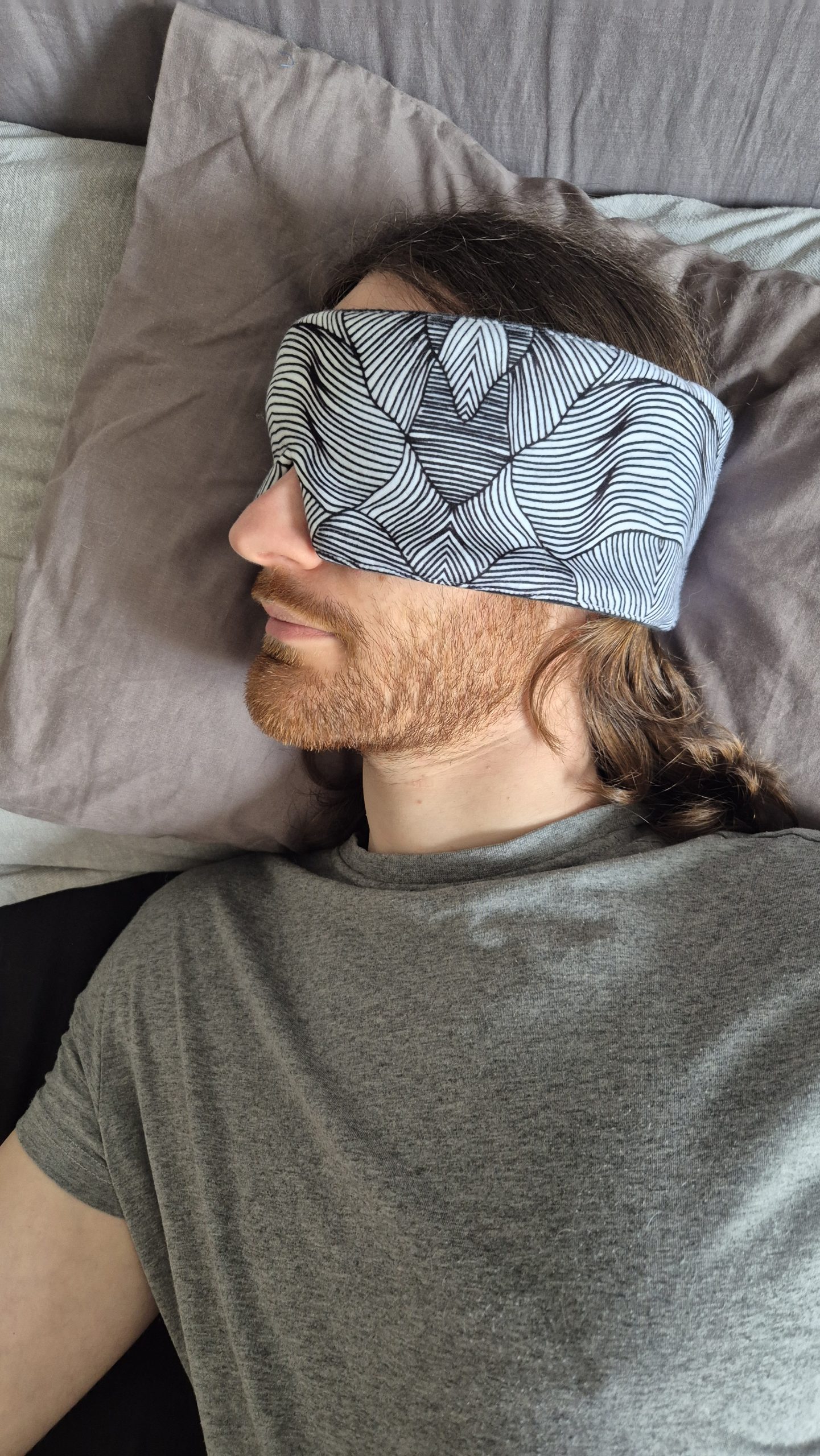 Illusion Wrap Sleep Mask - Image 2